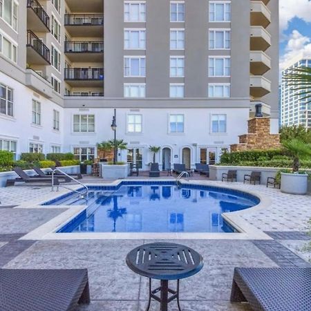 Spacious 2 Bed, 2 Bath Uptown Gem In The Heart Of The City-Parking-Wi-Fi-Balcony Cgv シャーロット エクステリア 写真