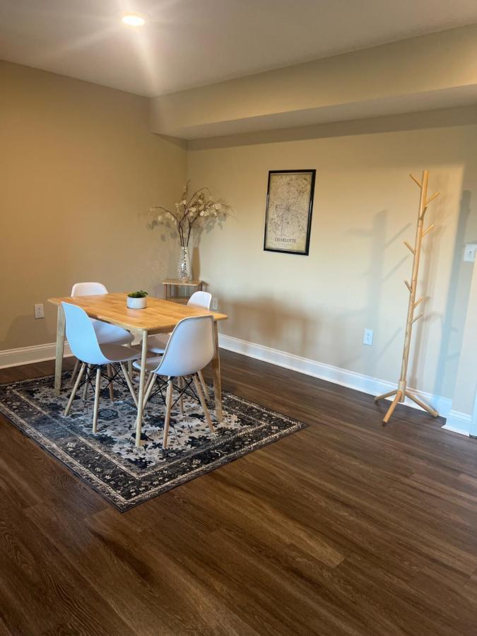 Spacious 2 Bed, 2 Bath Uptown Gem In The Heart Of The City-Parking-Wi-Fi-Balcony Cgv シャーロット エクステリア 写真