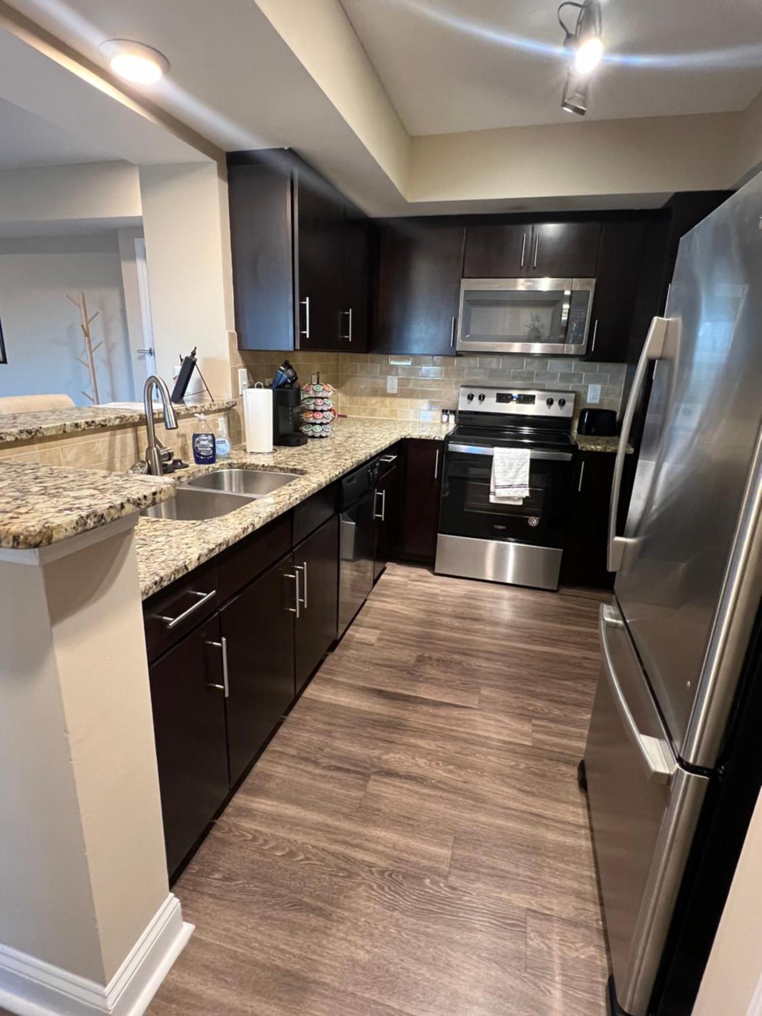 Spacious 2 Bed, 2 Bath Uptown Gem In The Heart Of The City-Parking-Wi-Fi-Balcony Cgv シャーロット エクステリア 写真